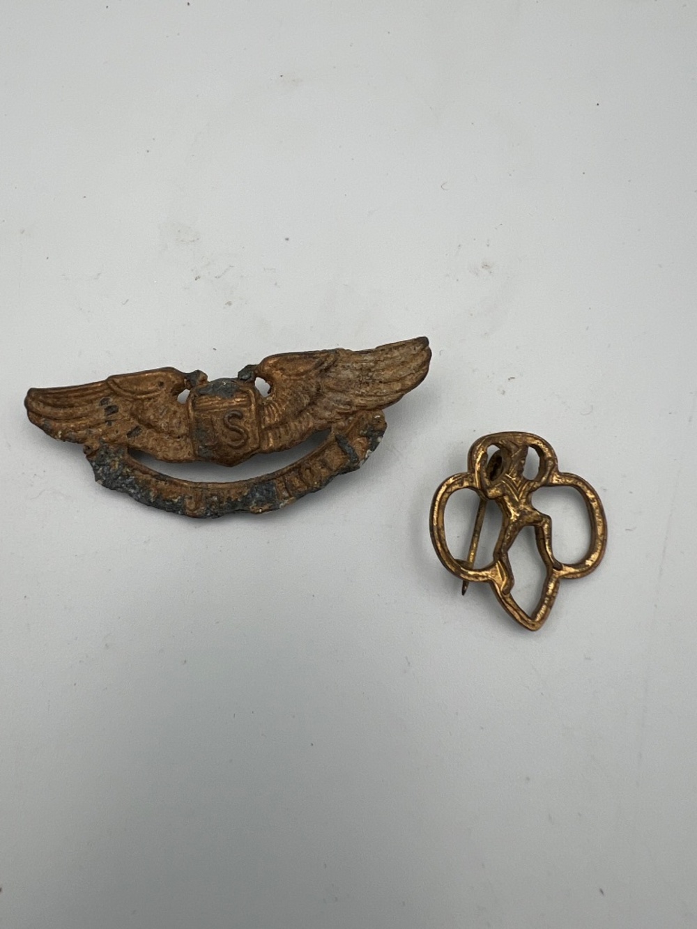 Vintage Pins (2) Brownie Girl Scouts Trefoil Lapel Sash & WWII GI Jr. Pilot Gold